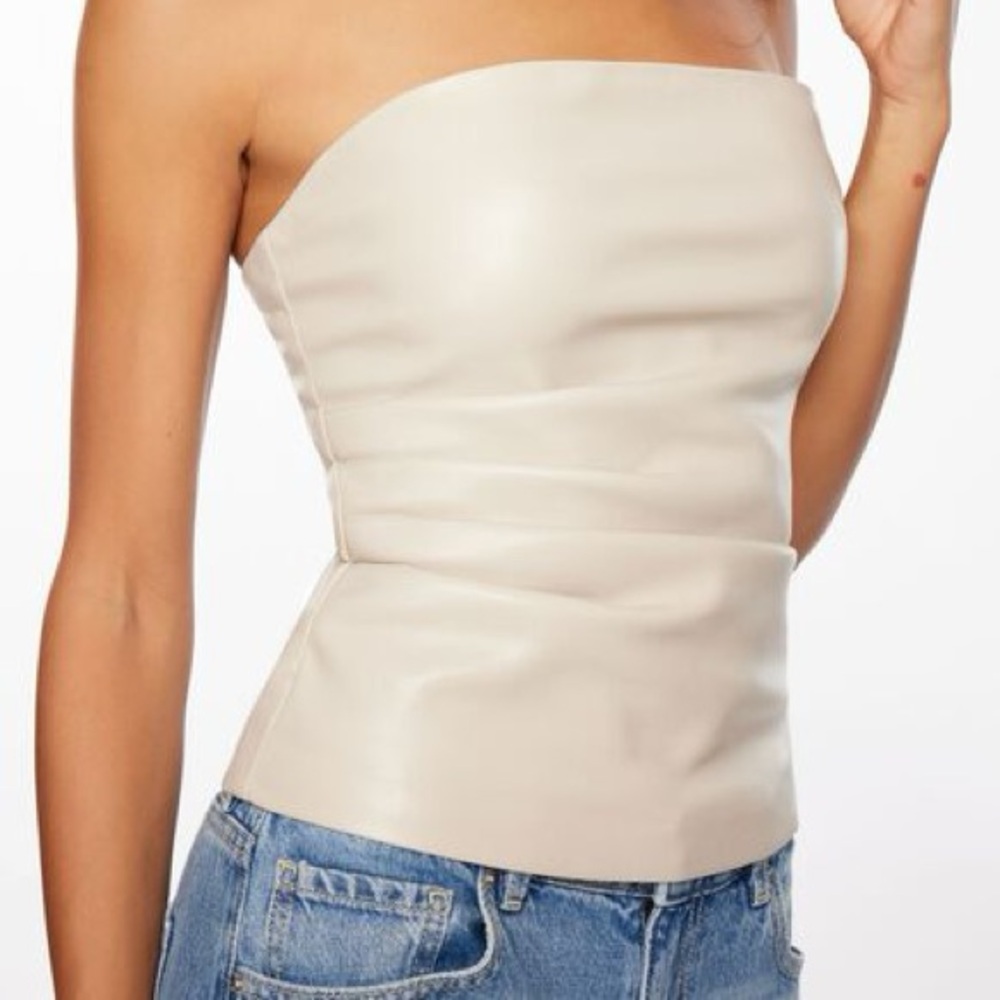 Dynamite Strapless Beige Top